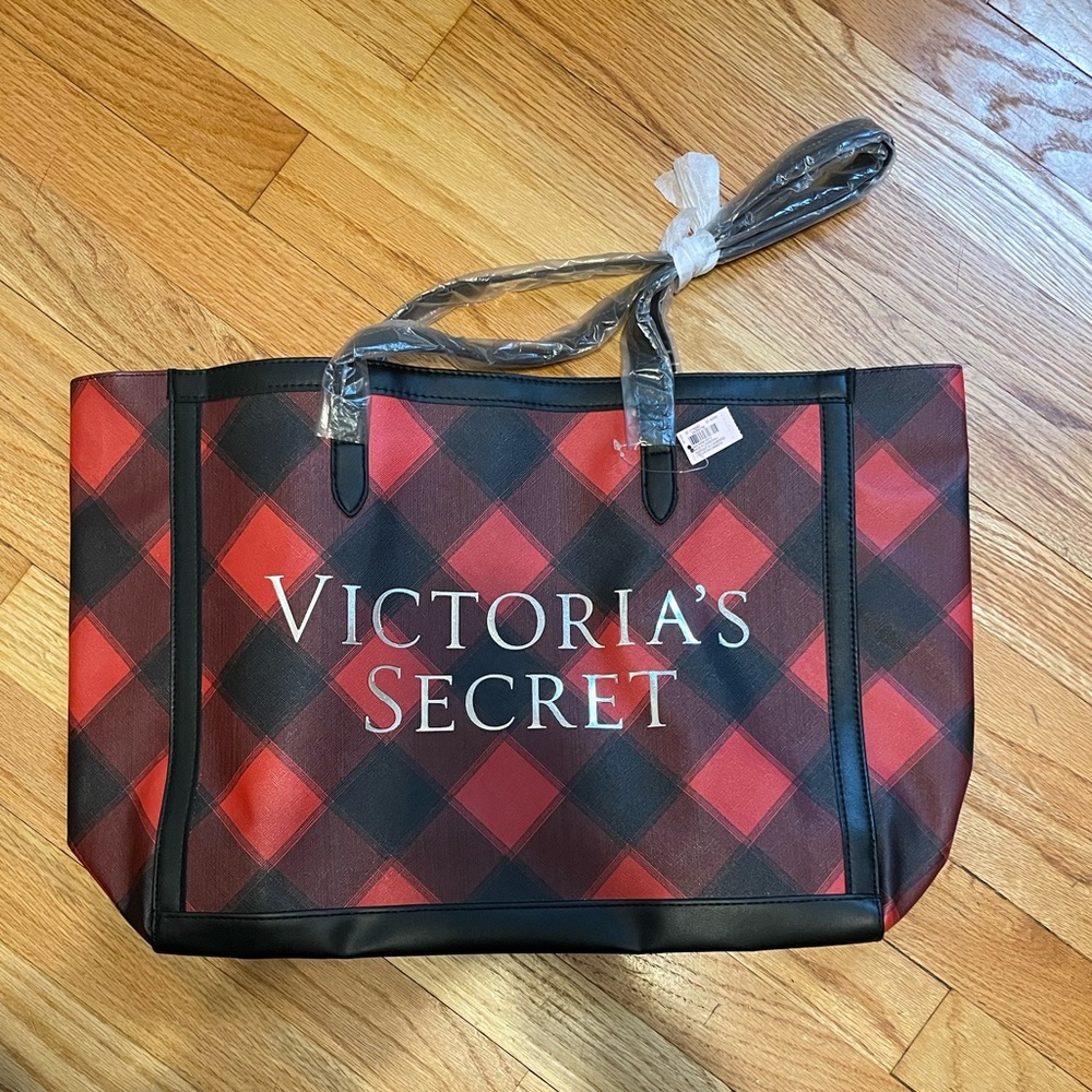 NWT Victoria’s Secret plaid tote bag
